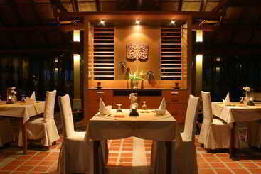 בית מלון כפרי Fisherman S Resort Haad Chao Samran