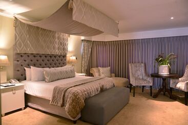 בית מלון כפרי Glenburn Lodge & Spa