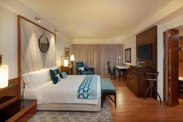 هتل Intercontinental Marine Drive Mumbai, An Ihg