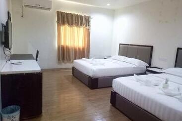 هاستل Meaco Royal Hotel   Tabaco