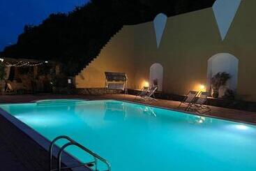 بنسيون Trasicca B&b