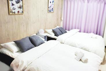 Апарт-отель Femalefriendly Rooms At Crane Peace Tower