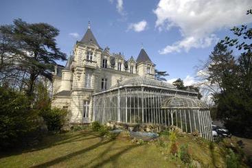 تختخواب و صبحانه Chateau Bouvet Ladubay