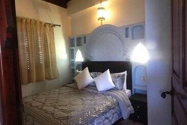 ペンション Maison Raouia