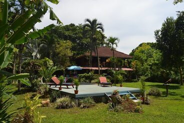 בית מלון כפרי Chalet Y Cabinas Hibiscus