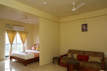 בית מלון כפרי Lali Petals