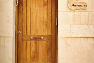 هتل روستایی Girgentina