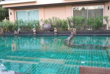 شقة فندقية Karonview 2