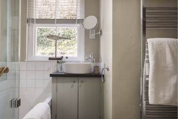 Waterside Holiday Cottages
