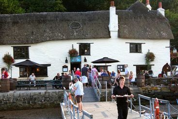 Waterside Holiday Cottages