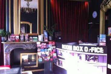 Heart Of Amsterdam Hostel