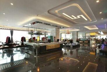 酒店 Hua Neng  Jinan