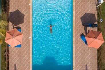 هتل Parador Villas Del Mar Hau