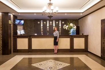 هتل Sibirskiy Safari Club