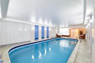 酒店 Sibirskiy Safari Club