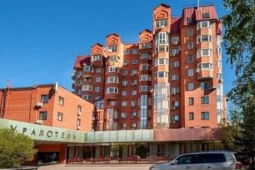酒店 Ural
