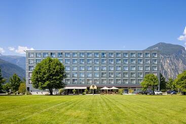 Отель Vatel 4 Superior