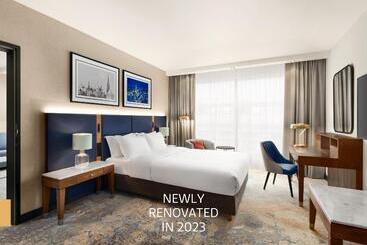 هتل Wyndham Wroclaw Old Town