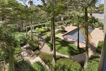 African Palm Cottage