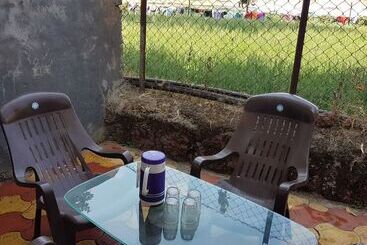 ホテル Silver Oak Villa