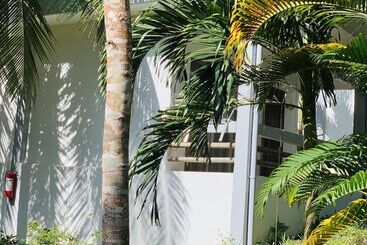 호텔 Sunrise Vuth Resort