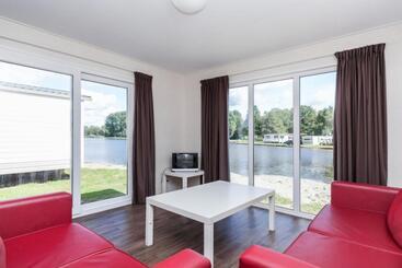 אתר נופש Mb Noordiek Chalet