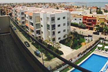 هتل آپارتمان L Escale Suites Résidence Hôtelière By 7av Hotels