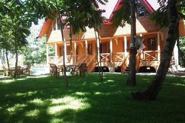 پانسیون Shekhvetili Cottages 2n