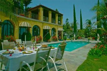 پانسیون The Villa Sophia Guest House