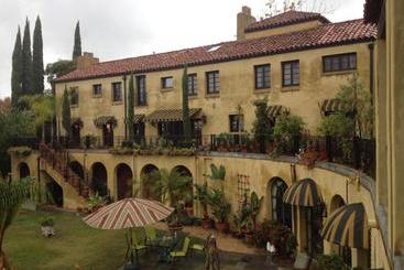 پانسیون The Villa Sophia Guest House