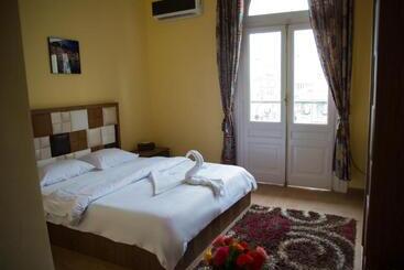 New Grand Royal Hotel Cairo