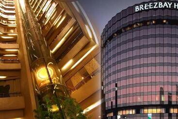 Breezbay Hotel Resort And Spa