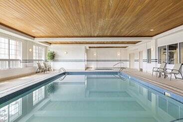 Szálloda Country Inn & Suites By Radisson, Calgary Northeast