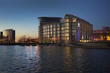 Doubletree By Hilton Hotel London Excel