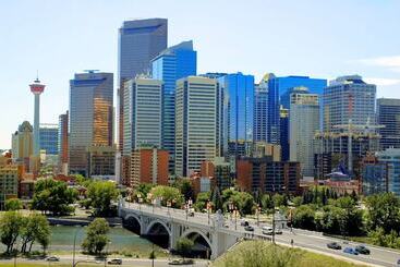 فندق Hampton Inn & Suites By Hilton Calgary  University Northwest