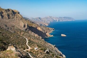 Отель Lakki Village