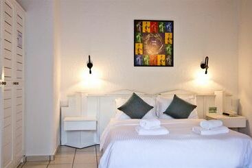 Mykonos Palace Beach Hotel