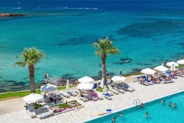 Protaras Nausicaa Villa