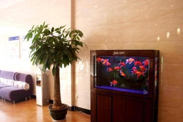 Отель 7 Days Inn Heze Juancheng Bus Station Branch