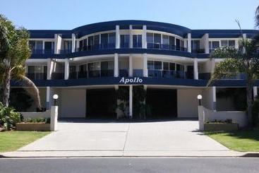בית מלון כפרי Apollo Luxury Apartments