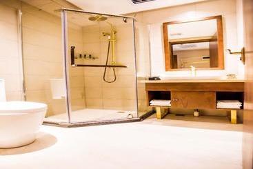 호텔 James Joyce Xining Railway Station Square Branch