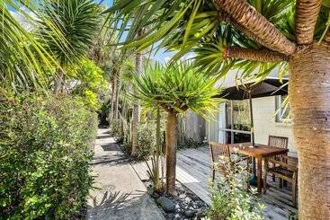 هتل Waipu Cove Resort