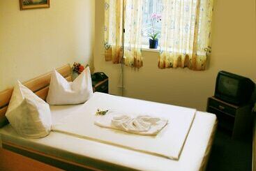 City Hotel Ansbach Am Kadewe