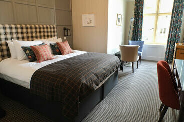 هتل Eynsham Hall