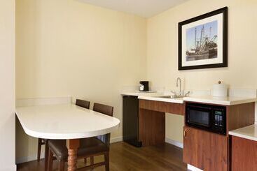 فندق Hampton Inn & Suites Tarpon Springs