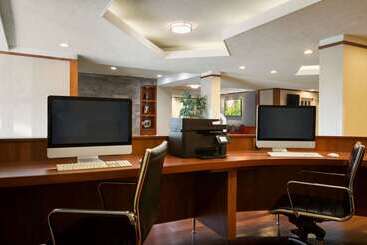 فندق Ramada Plaza By Wyndham Montreal