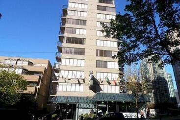 فندق Divya Sutra Suites On Robson Downtown Vancouver