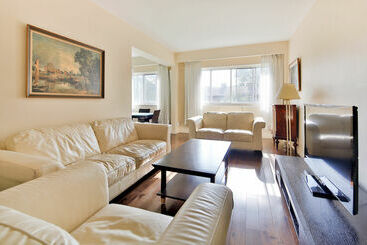 호텔 Sunset Suites
