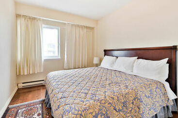 호텔 Sunset Suites