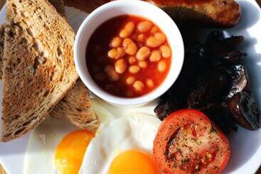 Victoria Square Hotel Clifton Village